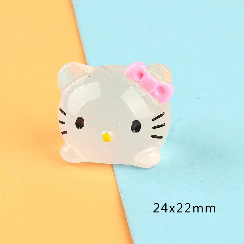 D3.【 Vivi 】【 +1 bag 】Luminous Sanrio carving lucky bag (arrive about 7-12 days)