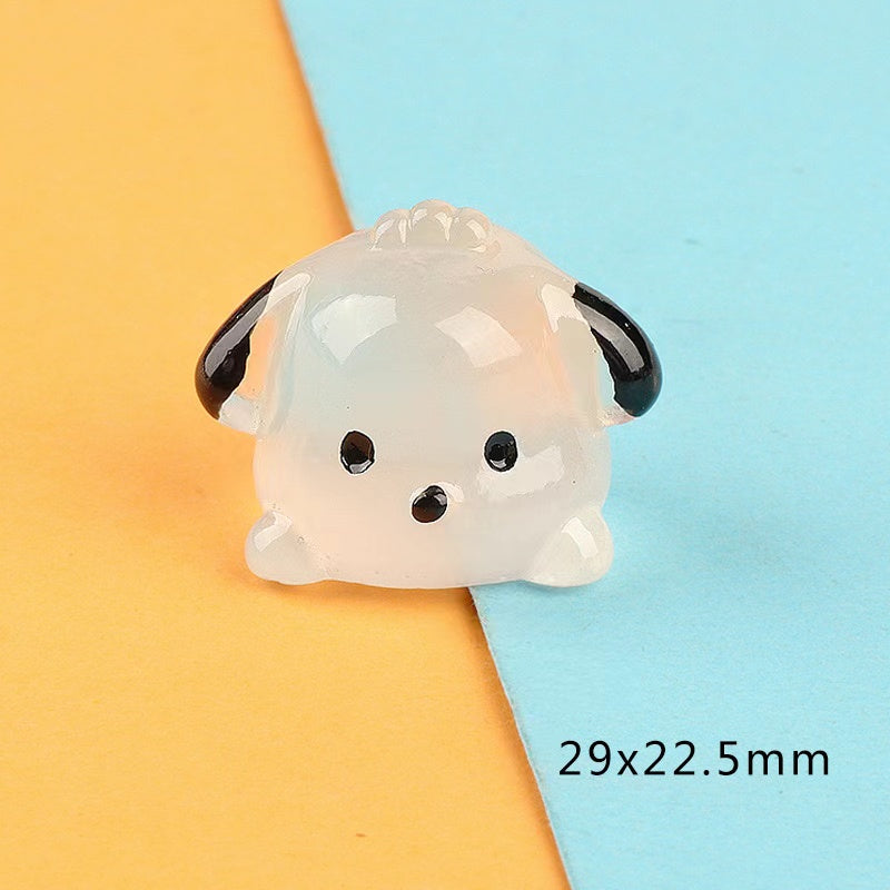 D3.【  Vivi 】【 +1 bag 】Luminous  Sanrio carving  lucky  bag  (arrive about 7-12 days)